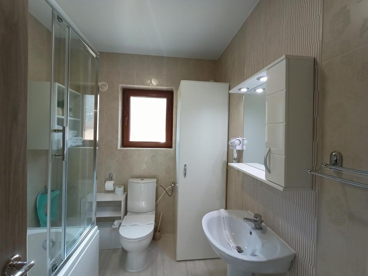 Apartament Eric, Буштени Экстерьер фото